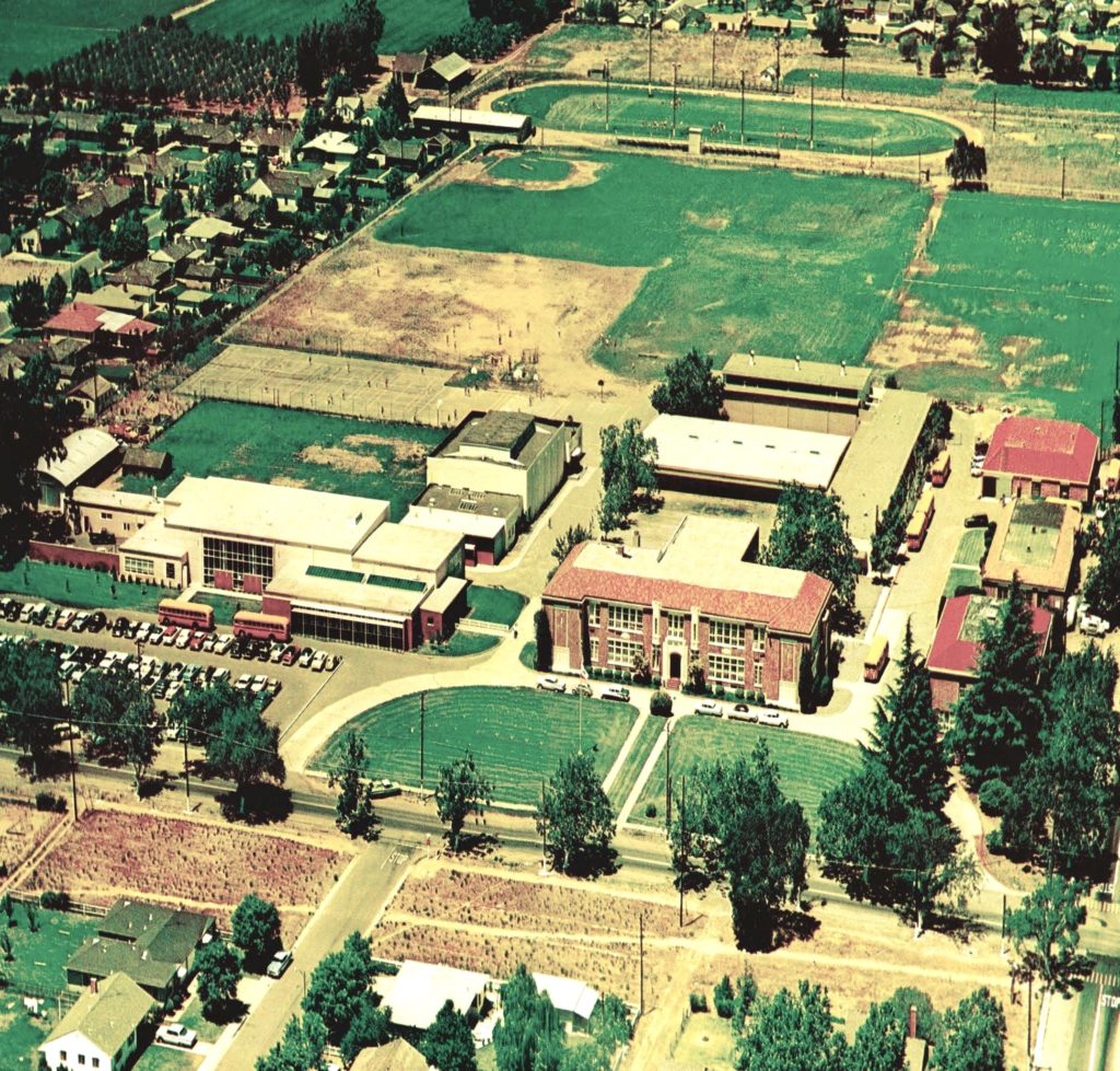 HISTORY Elk Grove High School in 1893 Elk Grove Historical Society